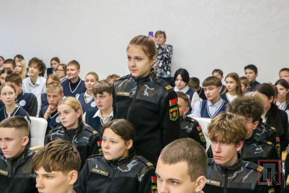 В СШ №3 прошёл открытый диалог по теме «Быть достойным гражданином Республики Беларусь»
