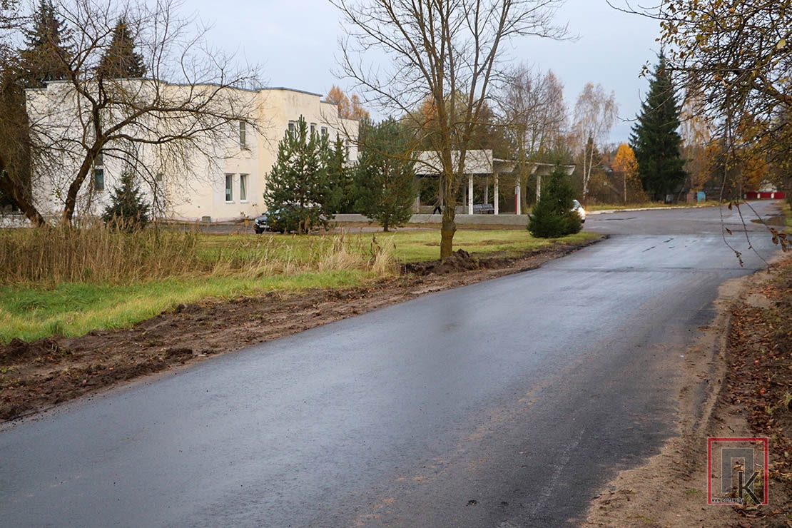 Новый асфальт появился на подъездах к автовокзалу, РОЧС и отделению скорой помощи