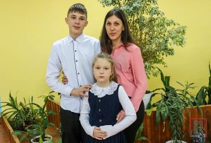 20 декабря в Поставском районе начали работать "Ёлочные базары"