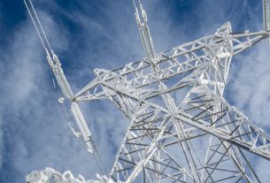 Зима — это пора серьезных испытаний для ЛЭП и энергетиков