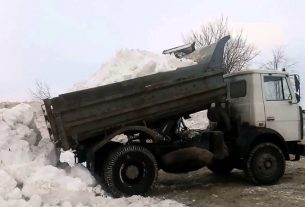 Зима не помеха. бригада Вадима Дулинца строит дом для Постав в любую погоду