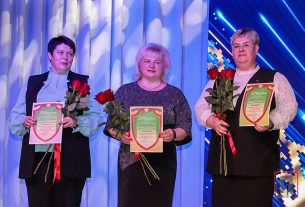 С заботой о любимой Поставщине работают участники республиканского субботника