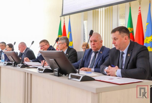 В Поставах обсудили социально-экономическое развитие района в 2026 году