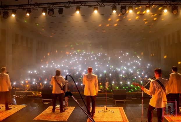 "Майстры мастацтваў — абаронцам Айчыны": в Поставах выступил белорусский государственный ансамбль "Песняры"