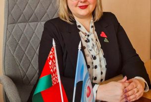 «Окно в мир» для тридцати деревень: как живет почта на колесах в Поставском районе