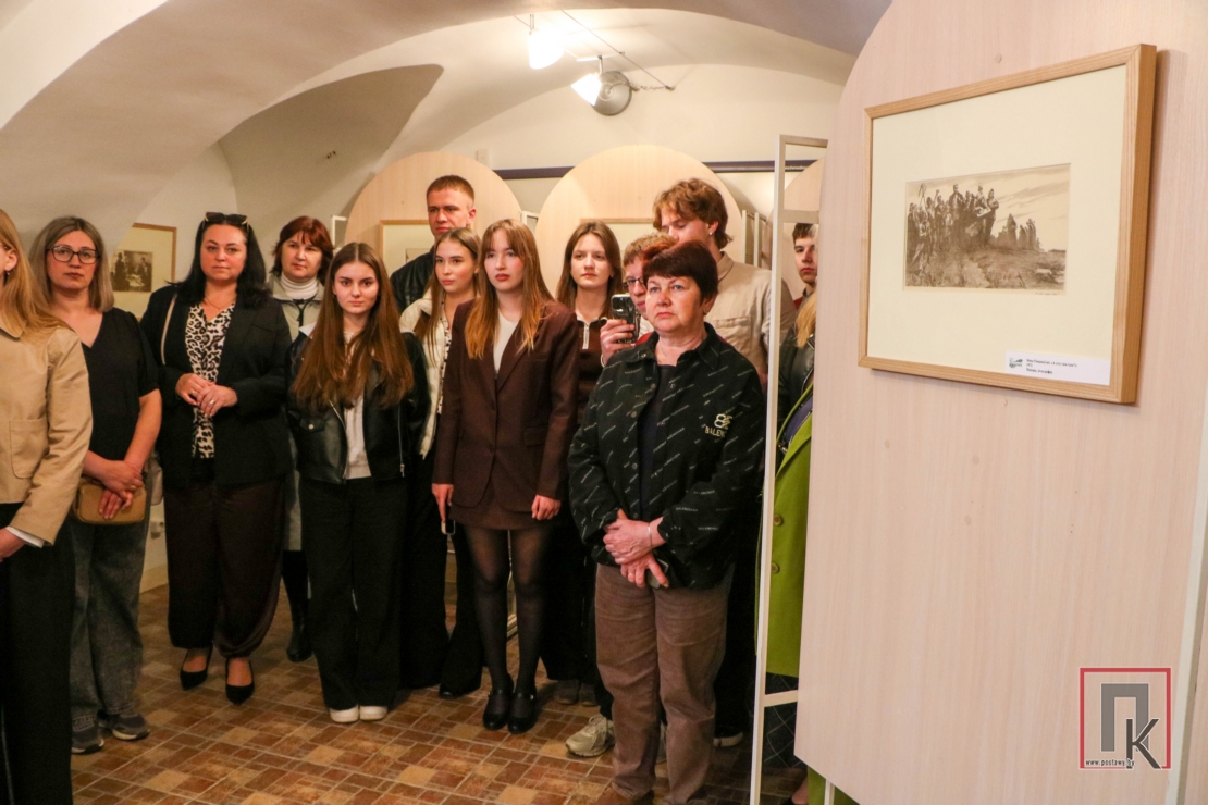 У Пастаўскім раённым краязнаўчым музеі запрацавала выстава графічных работ Янкі Раманоўскага