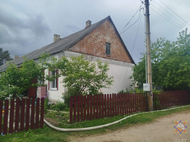 На пожаре в Поставском районе погиб пенсионер