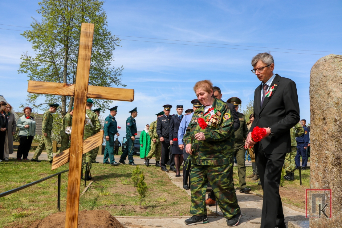 83 года страшную тайну хранила берёза: найдена и восстановлена судьба красноармейца Сергея Чижа