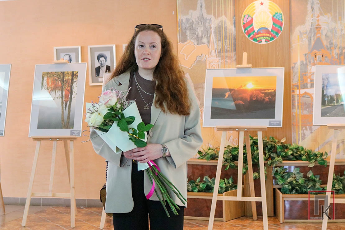 Фотовыставка "Поставы в объективе" Инны Стадник и Татьяны Лобацкой работает в фойе райисполкома