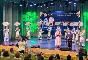 Музыкальный баттл в Поставах: конкурс «Хто каго?» зажёг сцену районного Дома культуры Музыкальный баттл в Поставах: конкурс «Хто каго?» зажёг сцену районного Дома культуры
