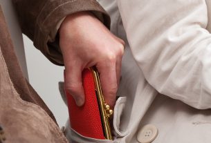 Как не стать жертвой грабителя в магазине: советы Поставского РОВД