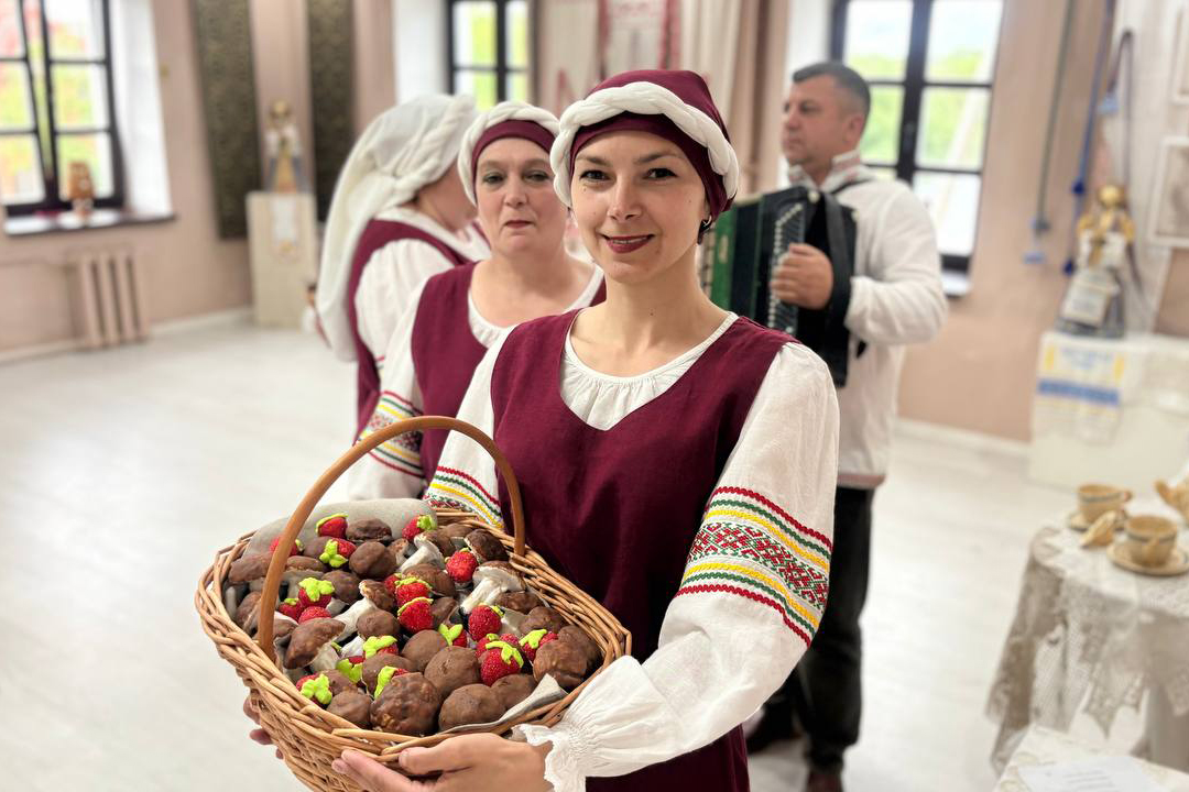 У выставачнай зале Дома рамёстваў прайшло свята традыцыйнай творчасці «Скарбонка талентаў народных»