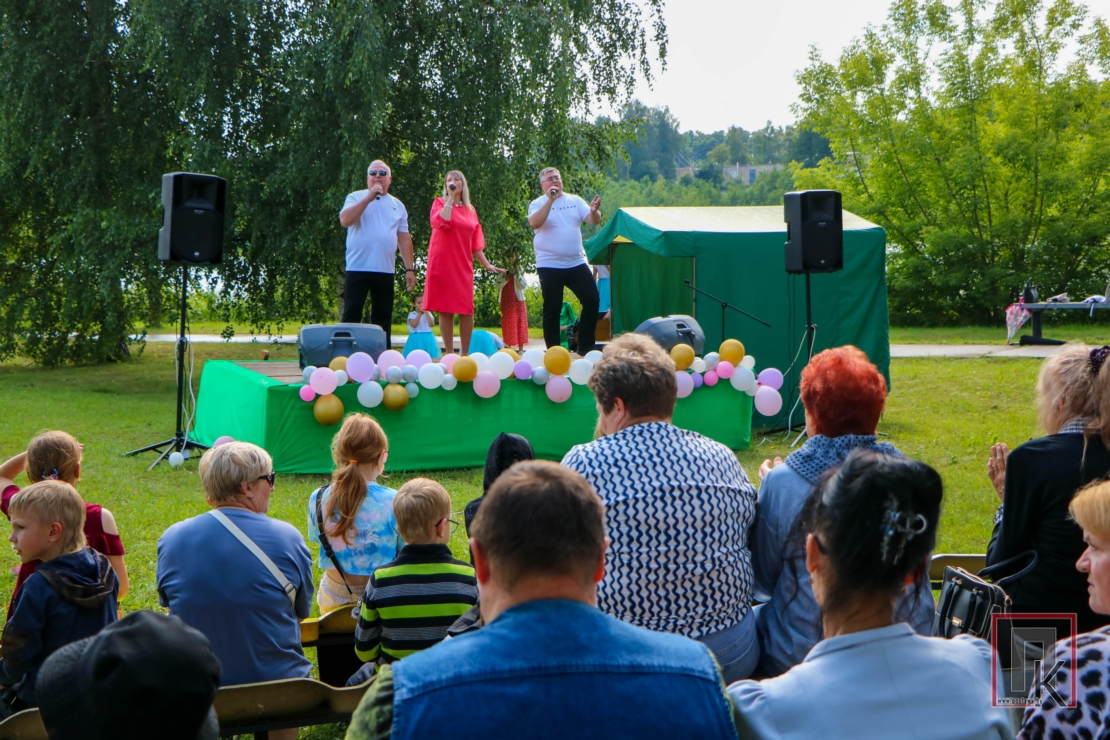Праздник микрорайона улиц Гагарина, Кляро и Садовой прошёл в Поставах