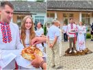 Першым тысячнікам сярод камбайнераў стаў механізатар КБУП «Рассвет Пастаўскі» Сяргей Дварко Першым тысячнікам сярод камбайнераў стаў механізатар КБУП «Рассвет Пастаўскі» Сяргей Дварко