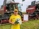 Першым тысячнікам сярод камбайнераў стаў механізатар КБУП «Рассвет Пастаўскі» Сяргей Дварко Першым тысячнікам сярод камбайнераў стаў механізатар КБУП «Рассвет Пастаўскі» Сяргей Дварко