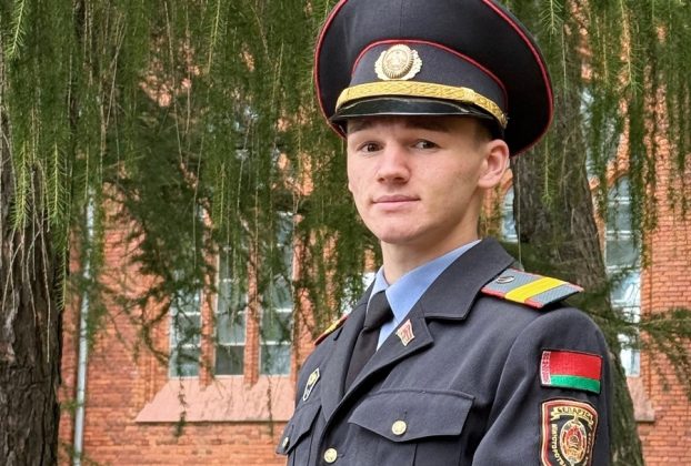 Вне дежурства: милиционер из Постав задержал преступника с ножом в Видзах Вне дежурства: милиционер из Постав задержал преступника с ножом в Видзах