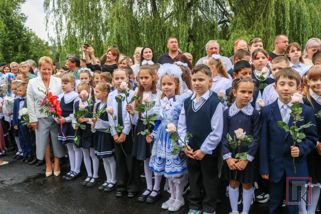 В СШ №3 прошла торжественные линейка, посвященная началу нового учебного года