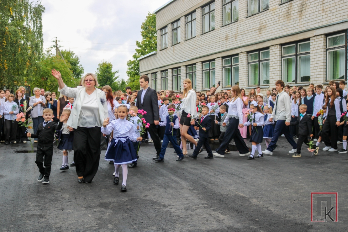 В СШ №3 прошла торжественные линейка, посвященная началу нового учебного года
