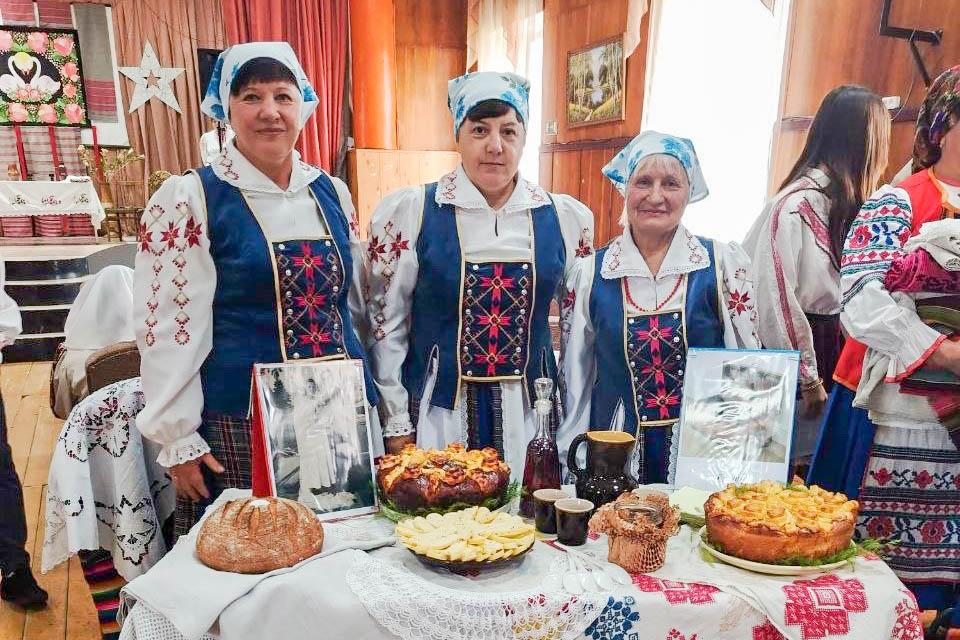 У Юнькаўскім СДК прайшоў раённы агляд-конкурс вясельных абрадаў