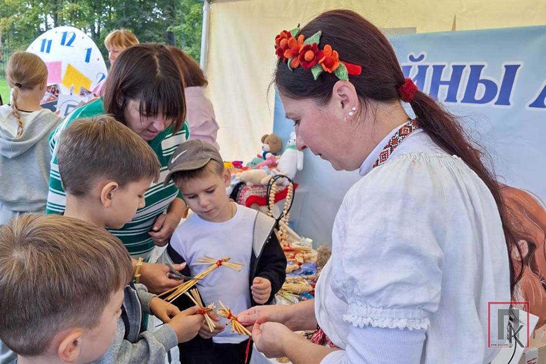 в Поставах прошел яркий и динамичный районный семейный праздник "В_месте"
